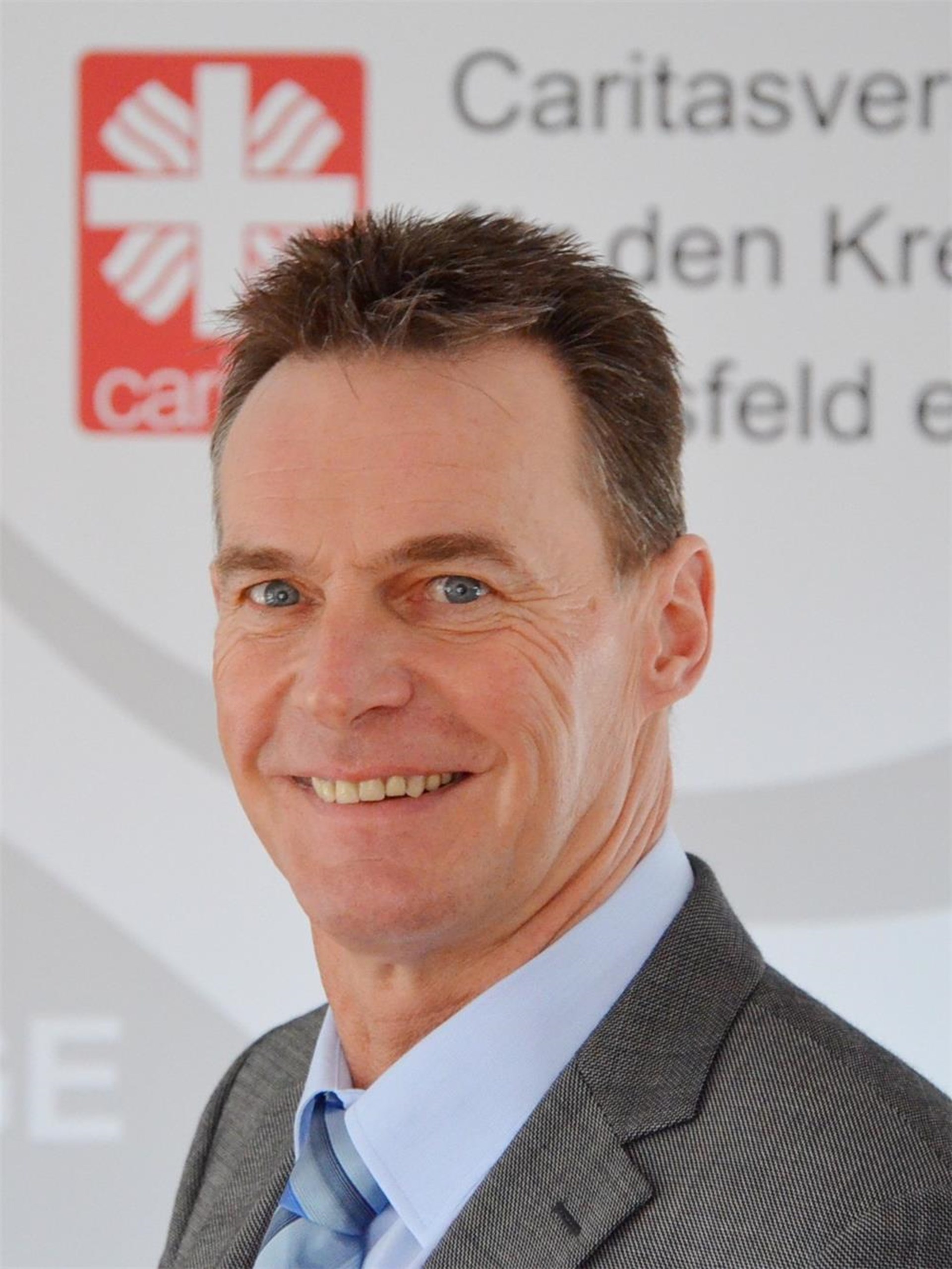 Portraitaufnahme von Gerd Hötzel